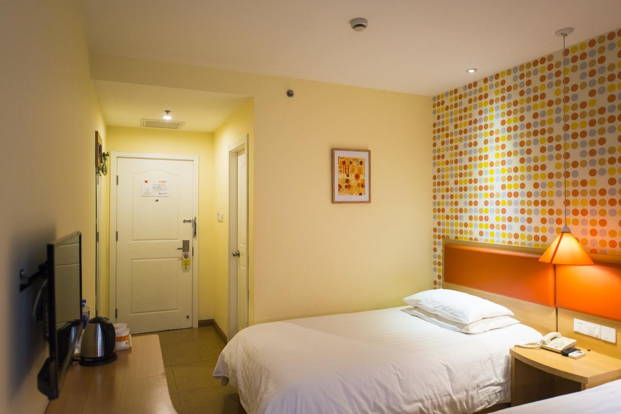 Home Inn Shanghai Pudong Nanpu Bridge Tangqiao Commercial Square Exterior foto